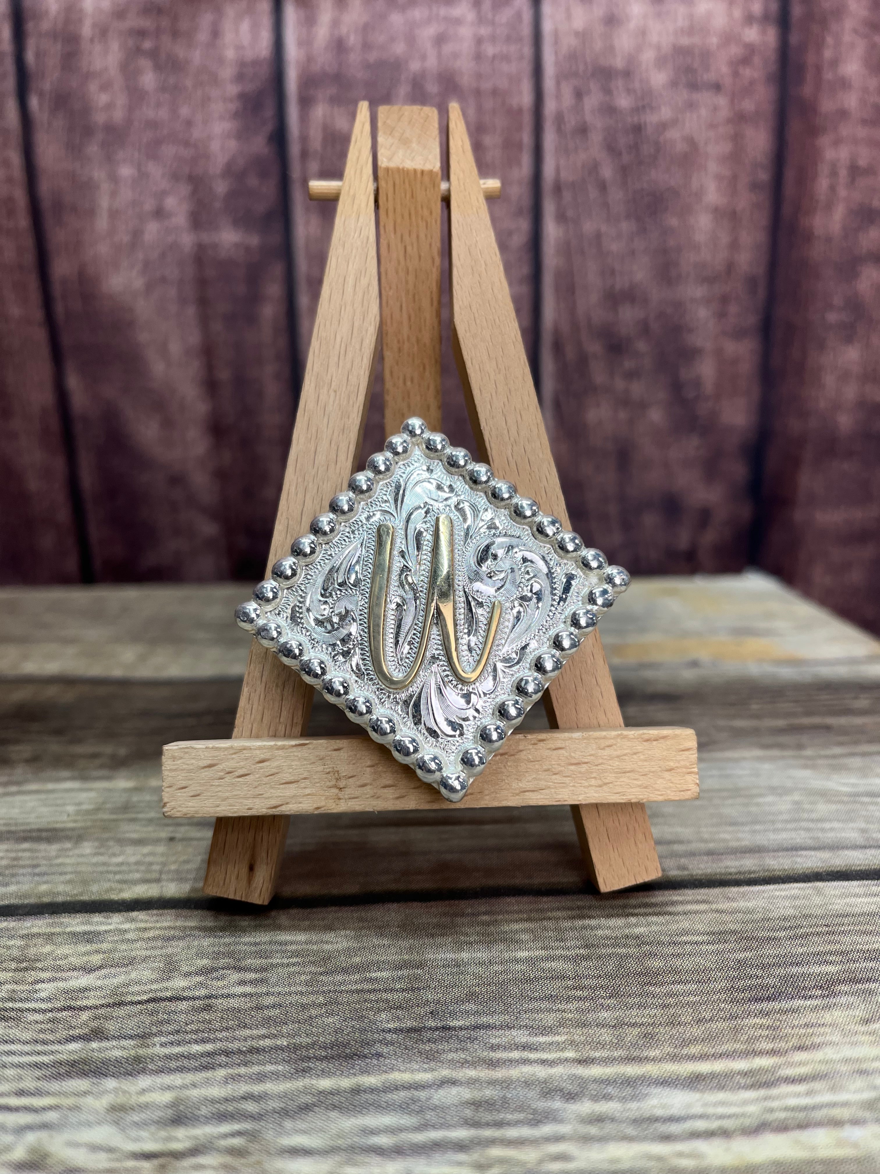Letter U Buckles