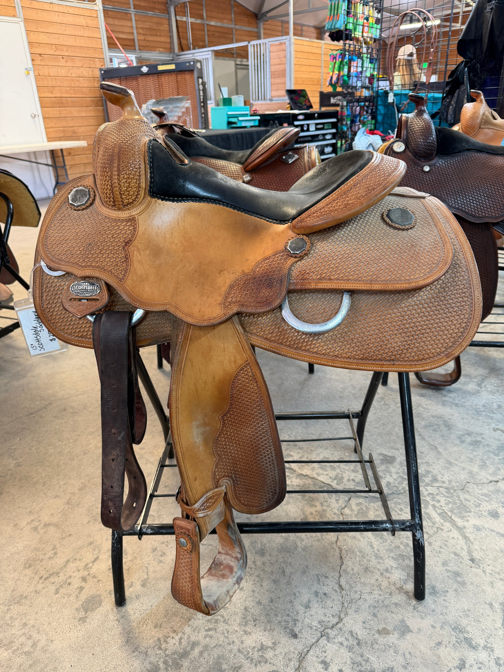 Scottsdale Saddlery 15.5”