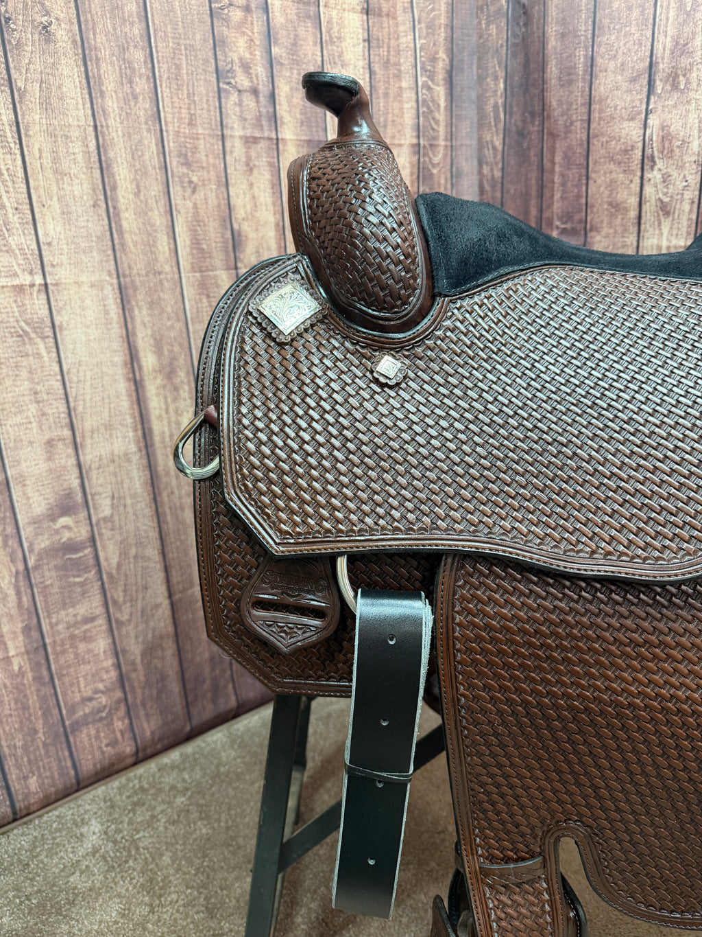 Sterling Custom Saddle 16.5”
