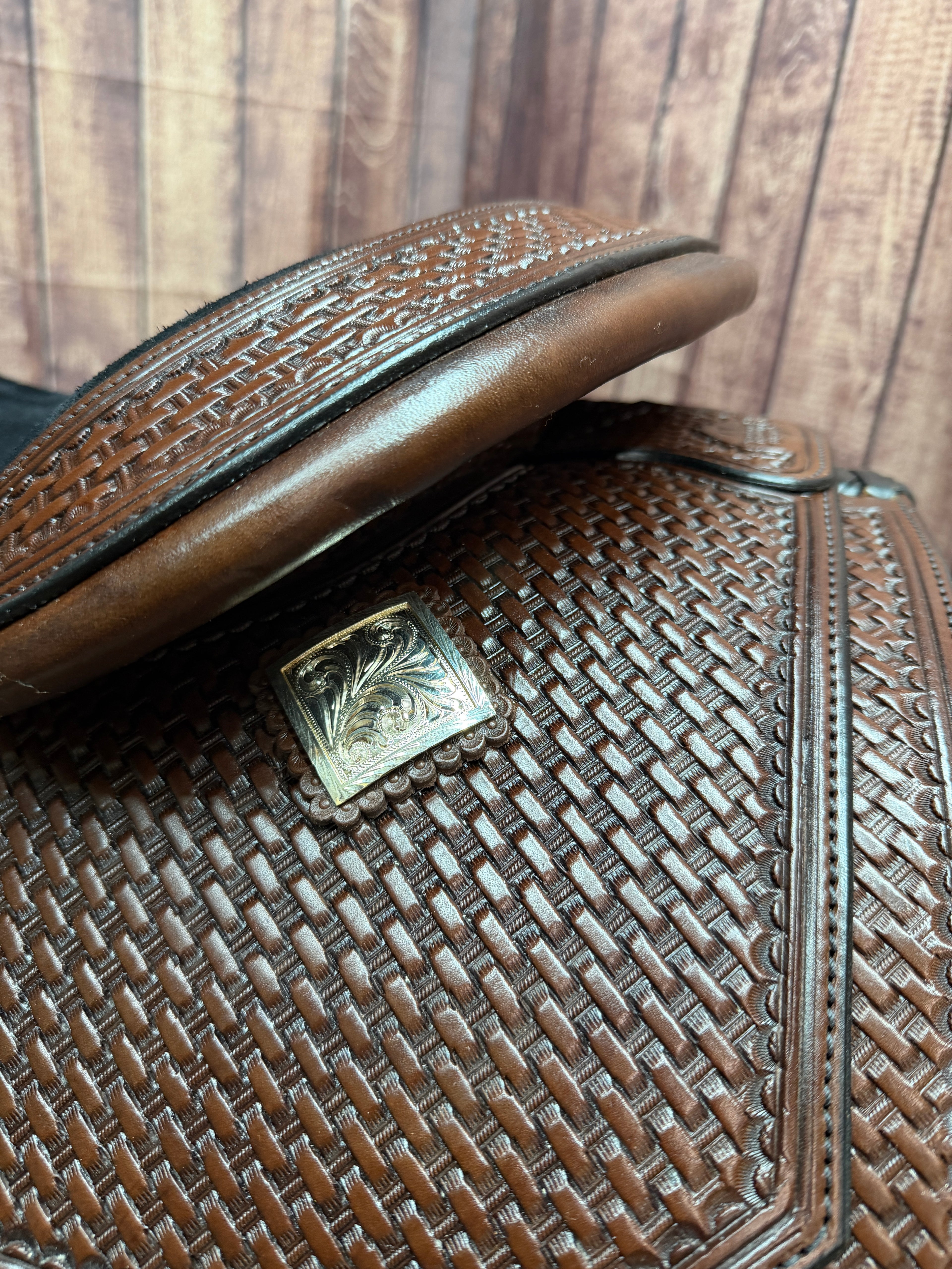 Sterling Custom Saddle 16.5”