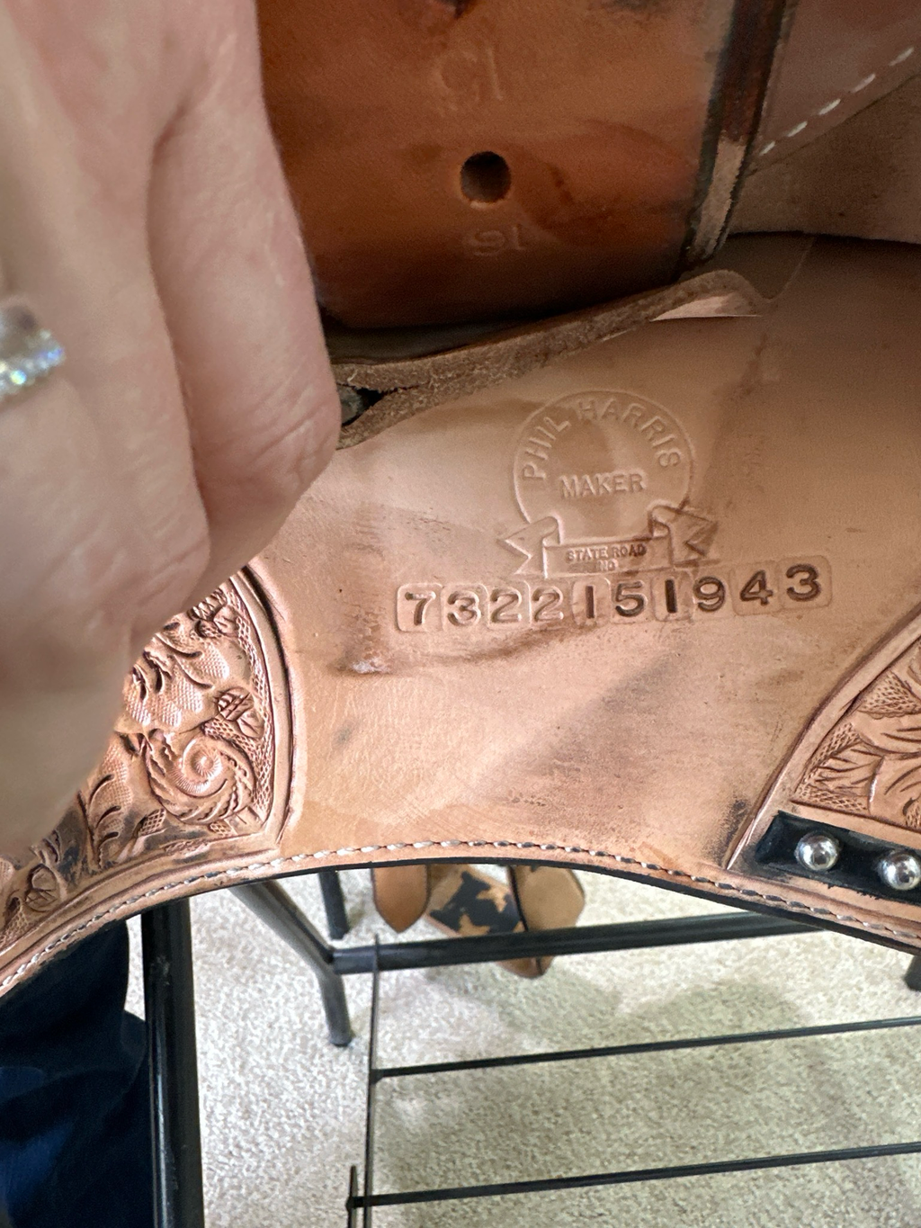 Harris Show Saddle 15.5"