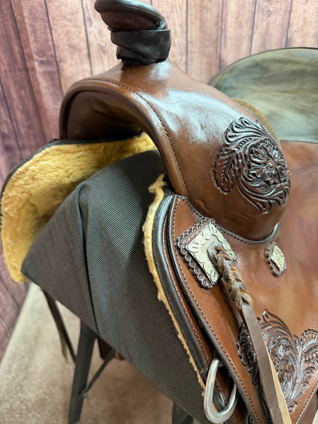 Sterling Custom Saddle Used - 16"
