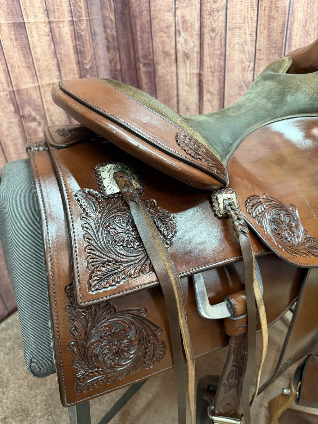 Sterling Custom Saddle Used - 16"